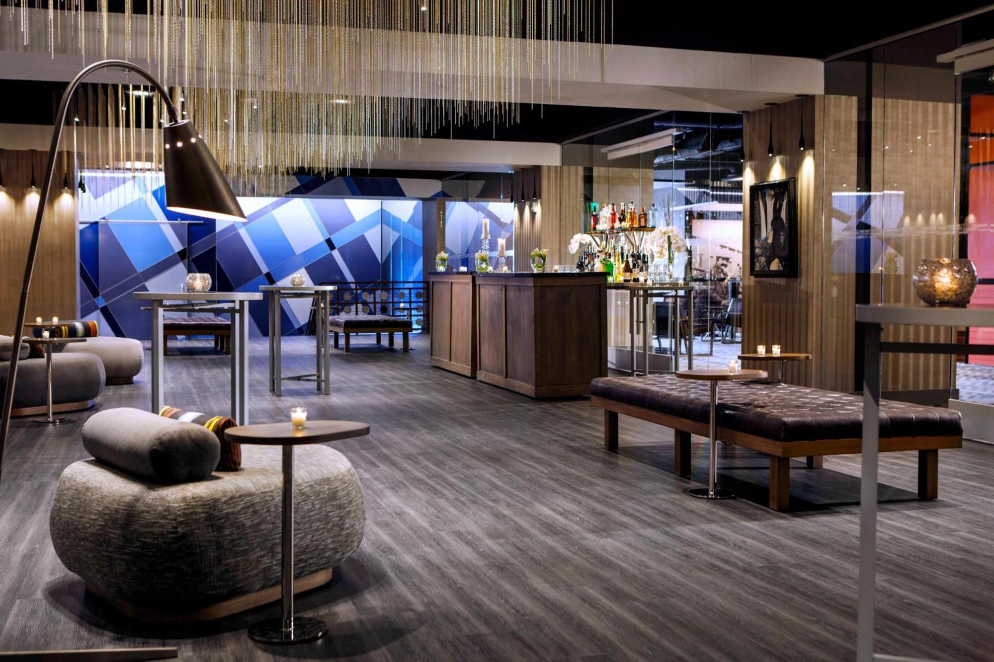 Renaissance Reno Downtown Hotel & Spa Екстериор снимка