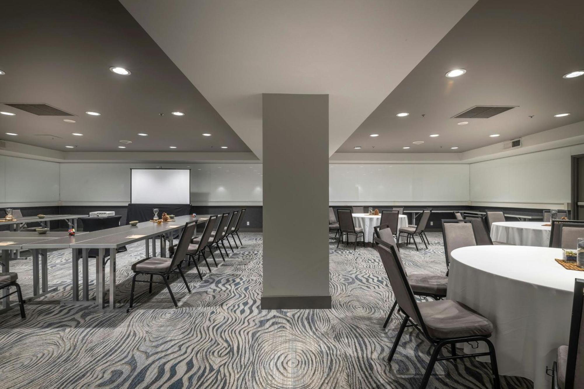 Renaissance Reno Downtown Hotel & Spa Екстериор снимка