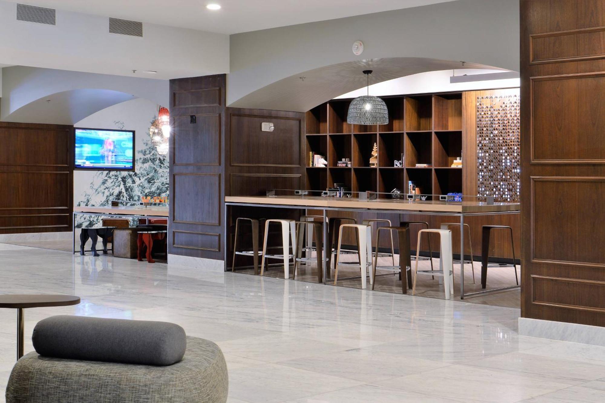 Renaissance Reno Downtown Hotel & Spa Екстериор снимка